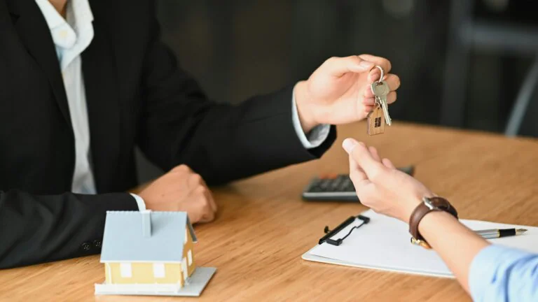 7 Differences Between a Trust and a Will